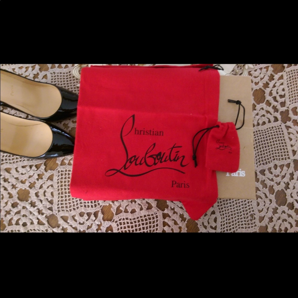 Louboutin So Kate Patent Leather Pumps size 39